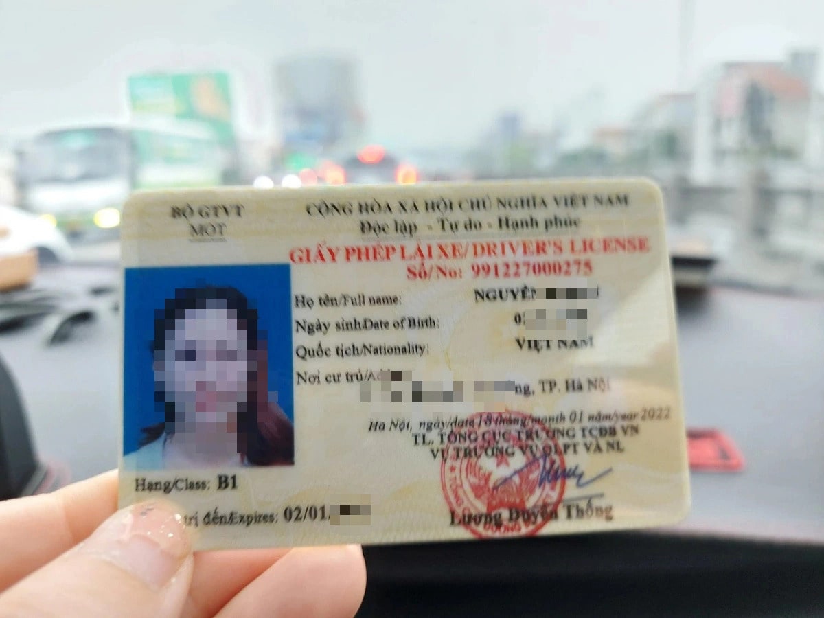 Quy định mới không còn phân biệt GPLX hạng B dành cho người hành nghề lái xe, cũng như không phân biệt xe sử dụng hộp số sàn hay số tự động như hiện tại